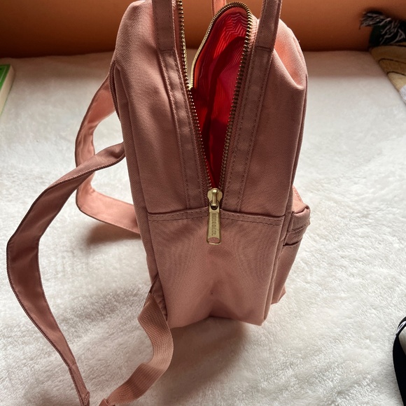 Herschel mini backpack - Picture 2 of 3